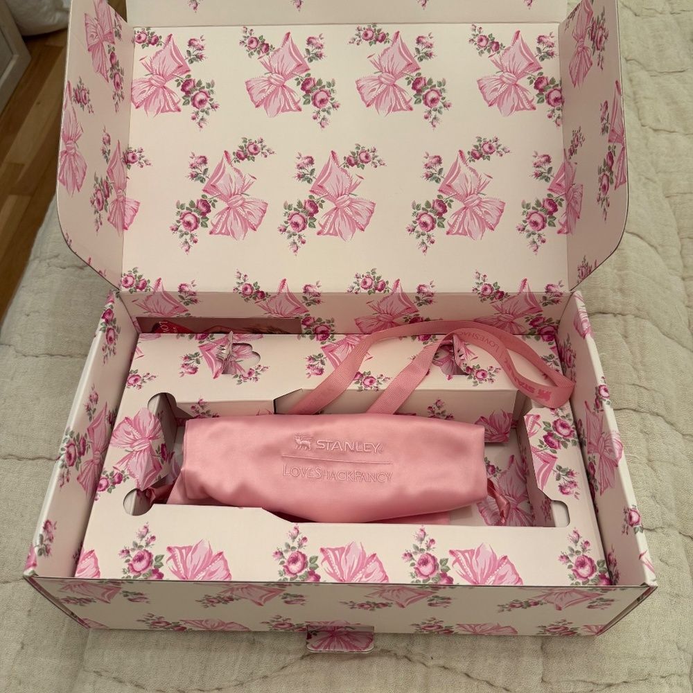 Stanley LoveShackFancy BOX ONLY - Picture 3 of 3